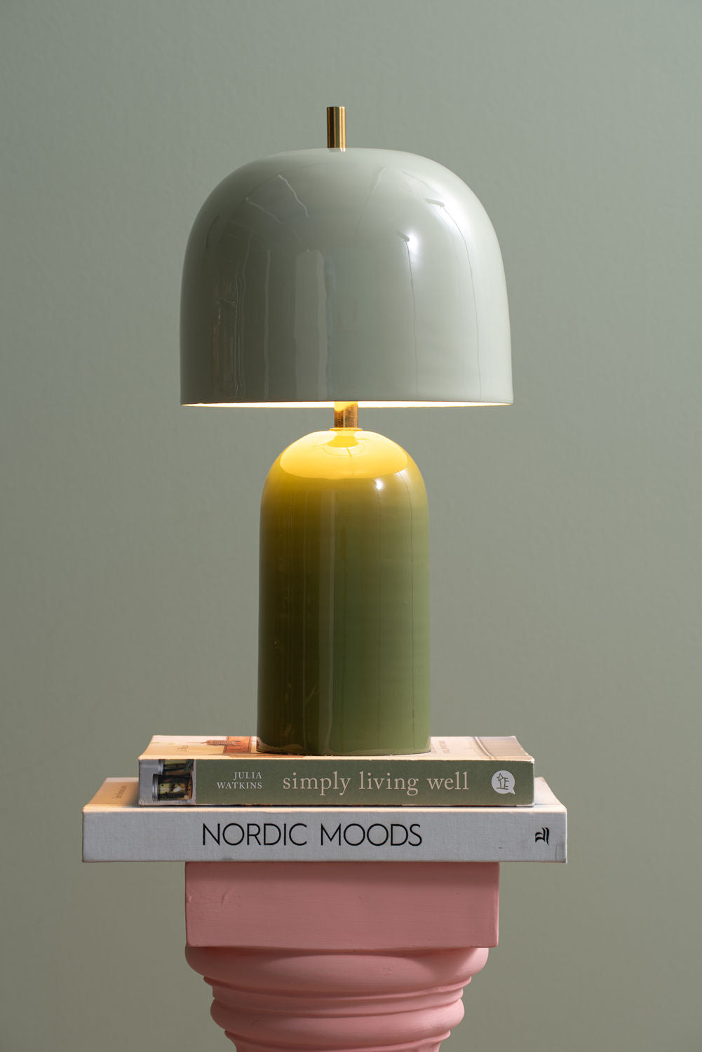 Leitmotiv Bordlampe Rico emalje junglegrøn m. grå jade