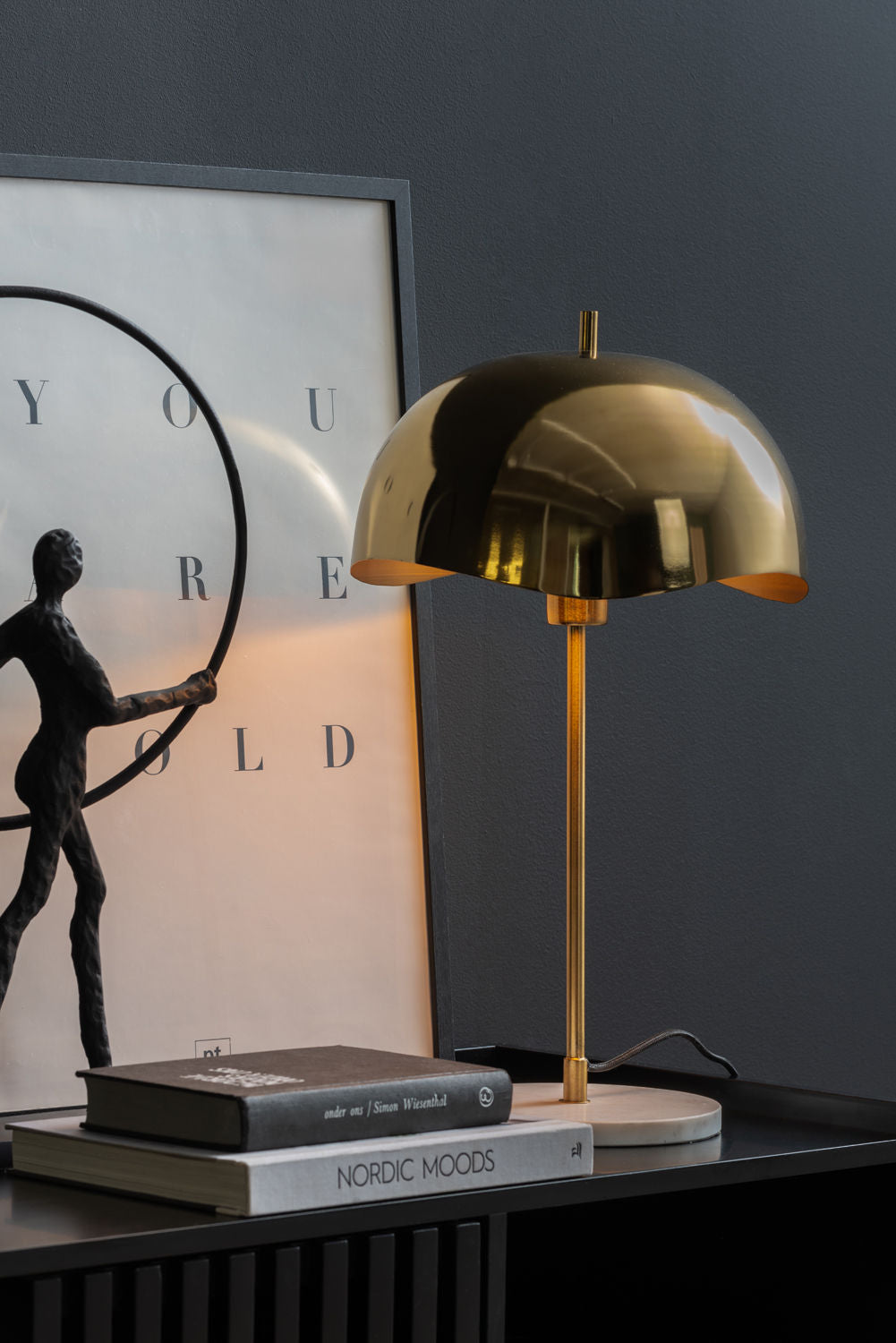 Leitmotiv Bordlampe Waved Dome børstet forgyldt
