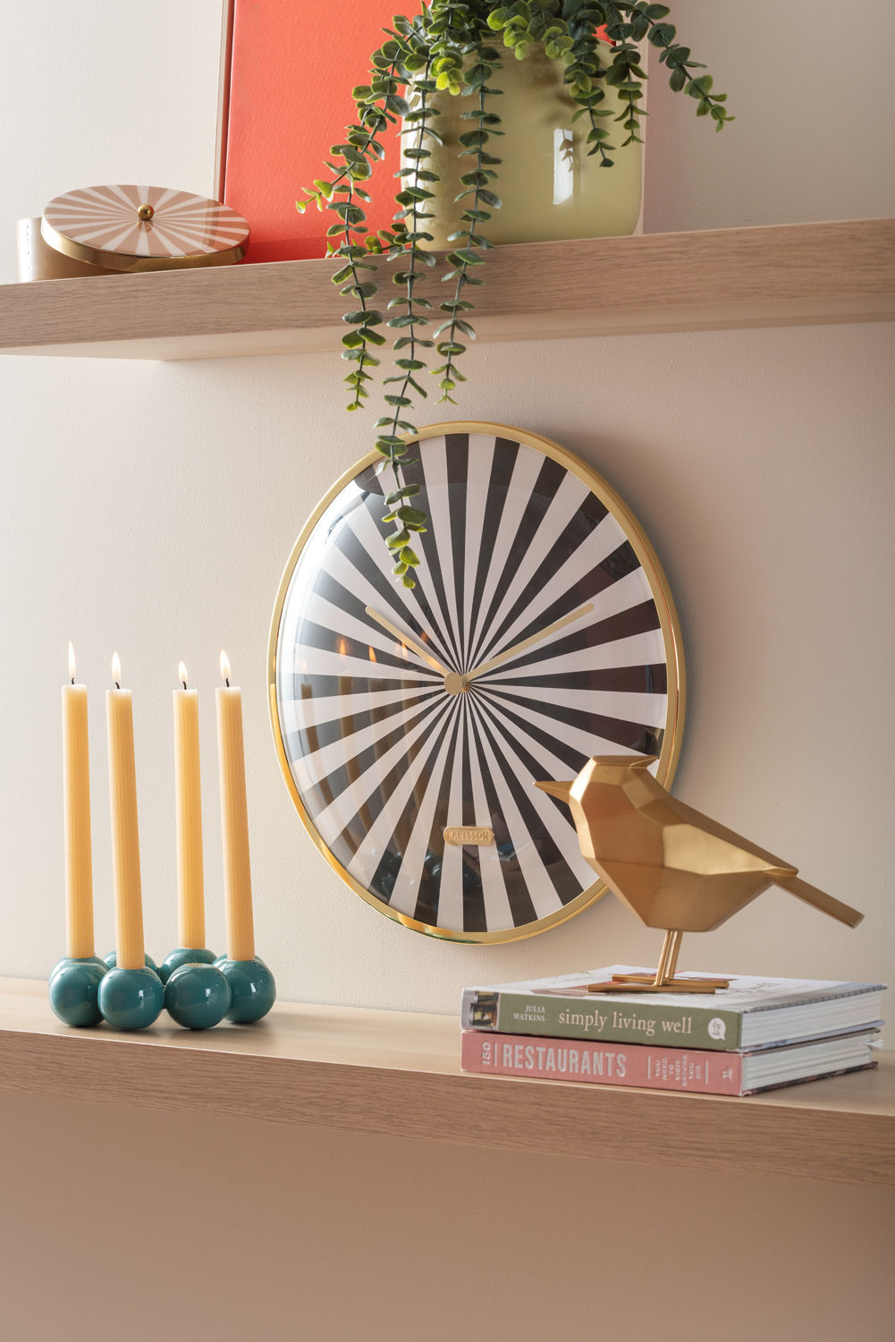 Karlsson Vægur Candy Swirl Dome sort/hvid