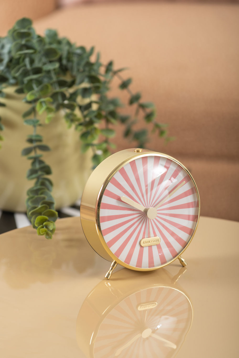 Karlsson Vækkeur Candy Swirl flamingo pink & hvid