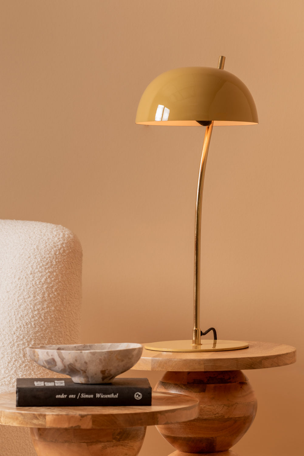 Leitmotiv Bordlampe Vivo emalje honninggul
