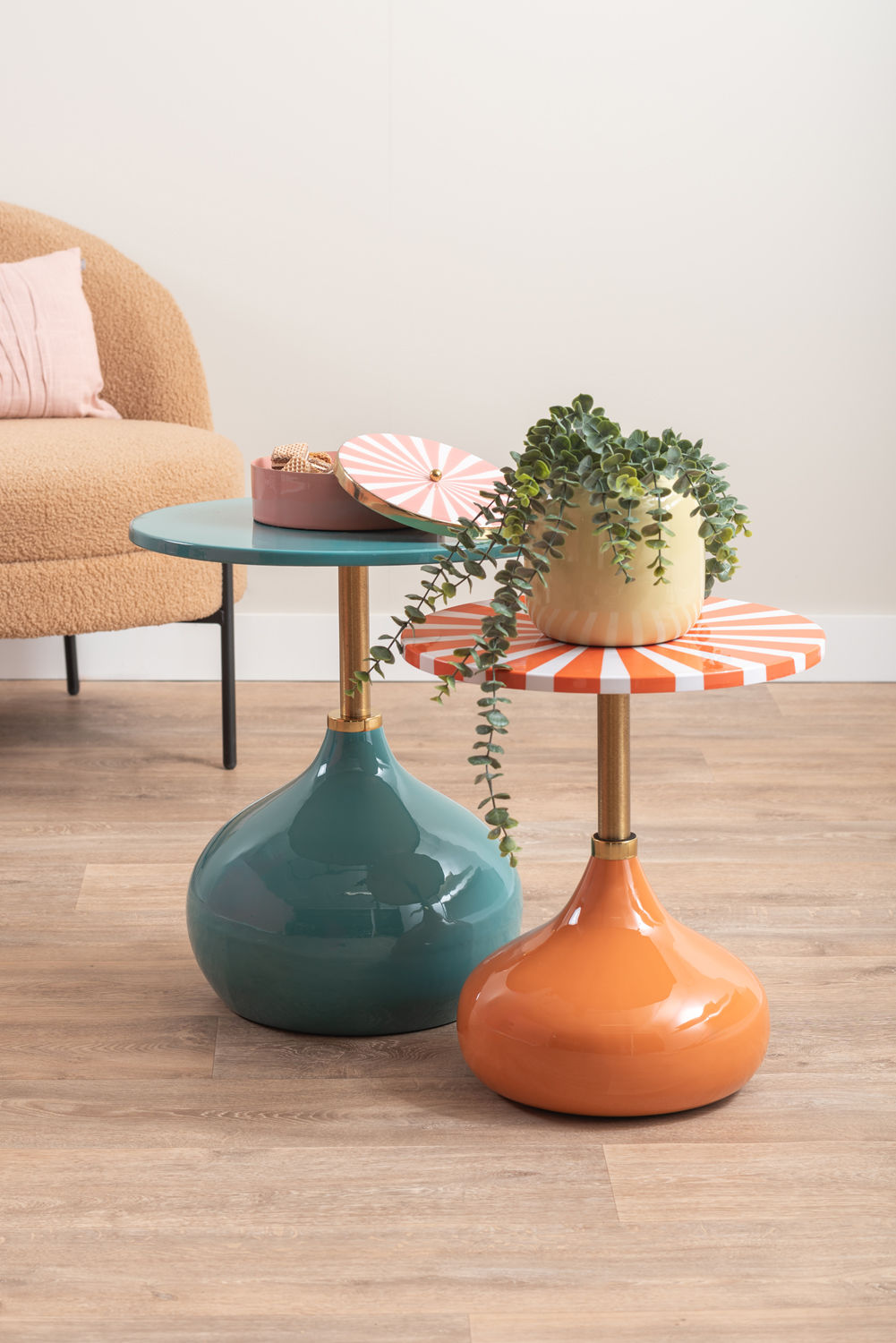 Leitmotiv Sidebord Kensi emalje turkisblå