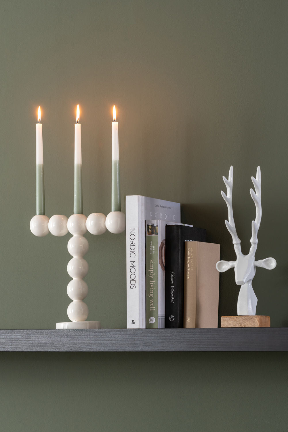 nutid Statue Rensdyrhoved mat hvid