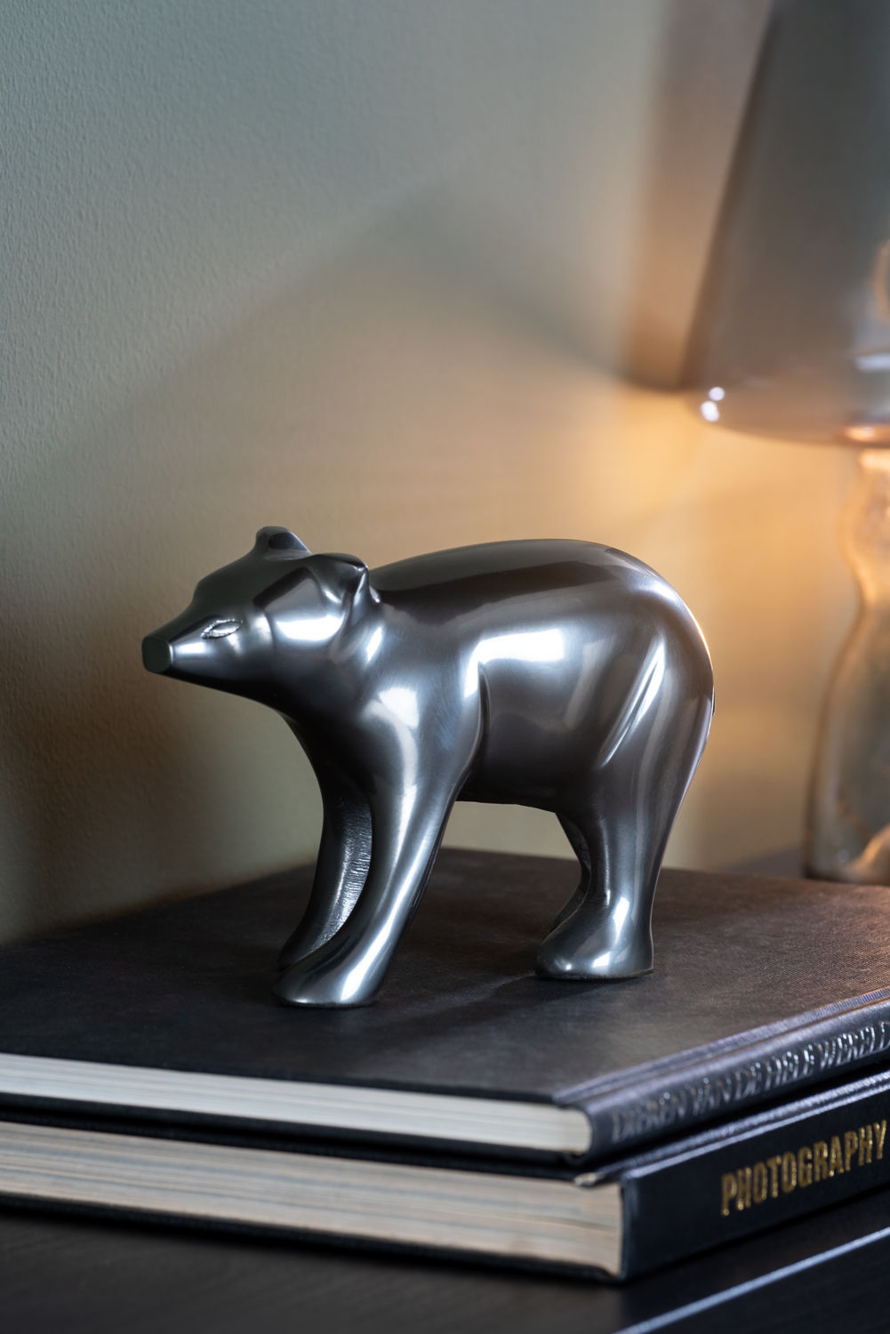 nuværende tid Statue Bear metal pistol metal