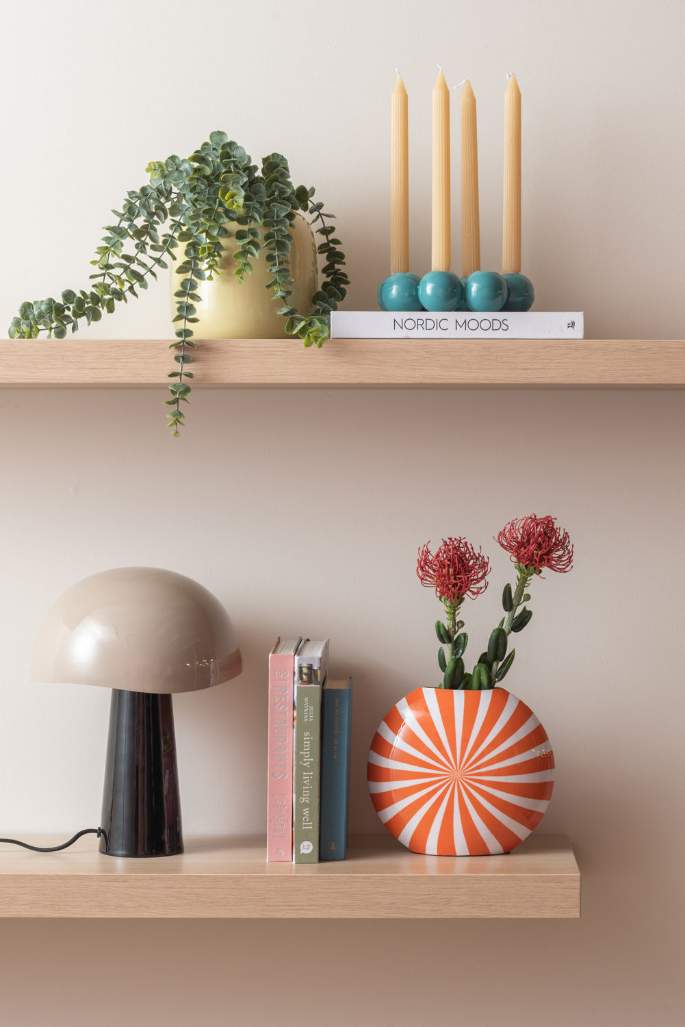 nutid Lysestage Bobler rund emalje turkisblå