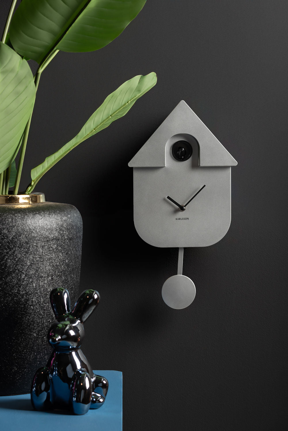 Karlsson Vægur Modern Cuckoo ABS metallisk sølv
