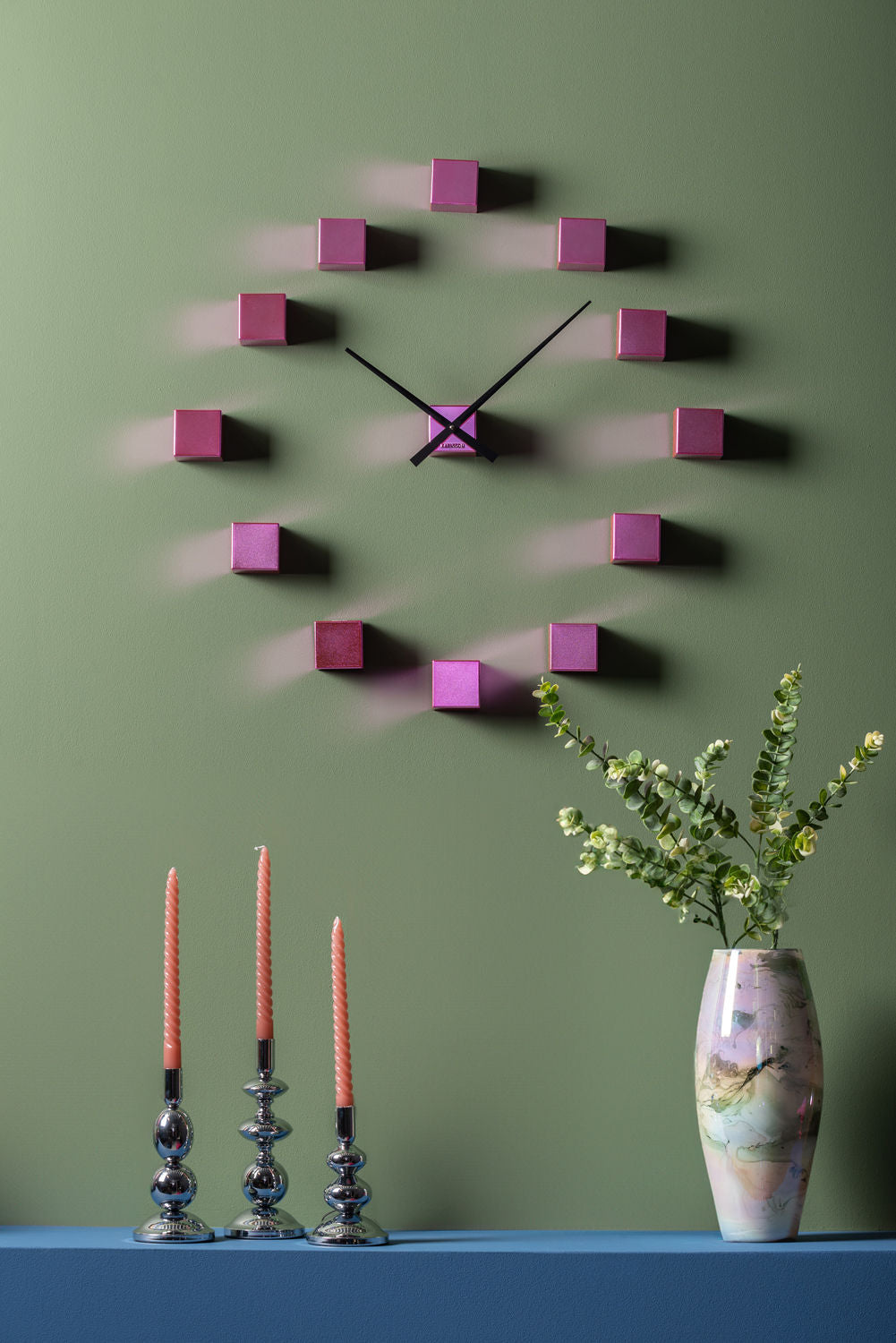 Karlsson Vægur DIY Cubic metallisk mørk pink
