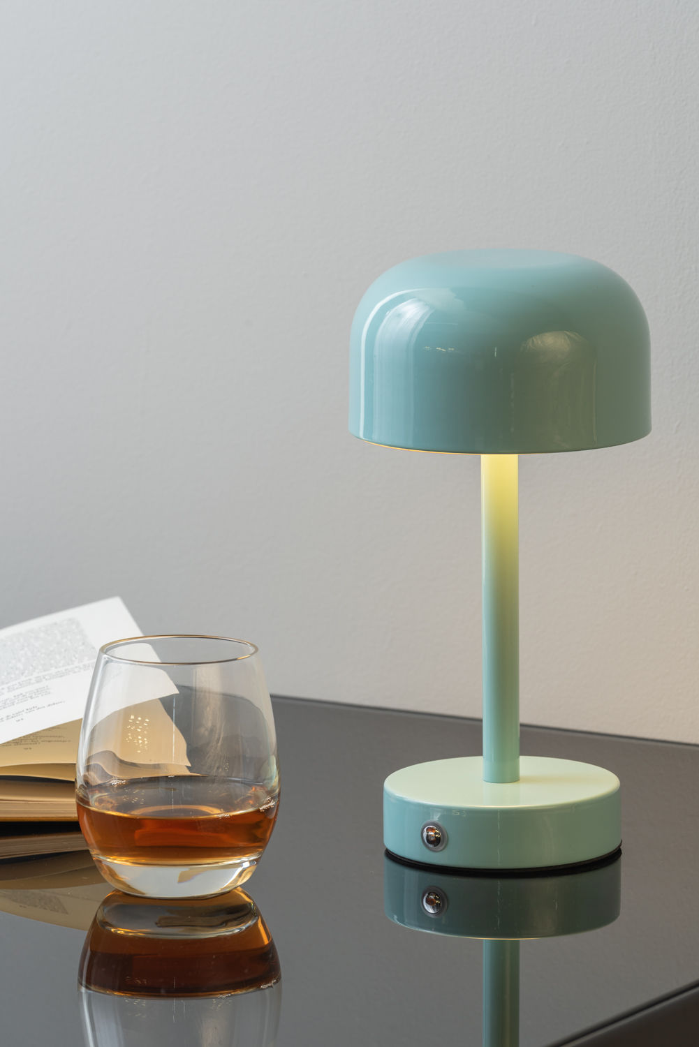 Leitmotiv Bordlampe James LED jern skinnende tåget blå