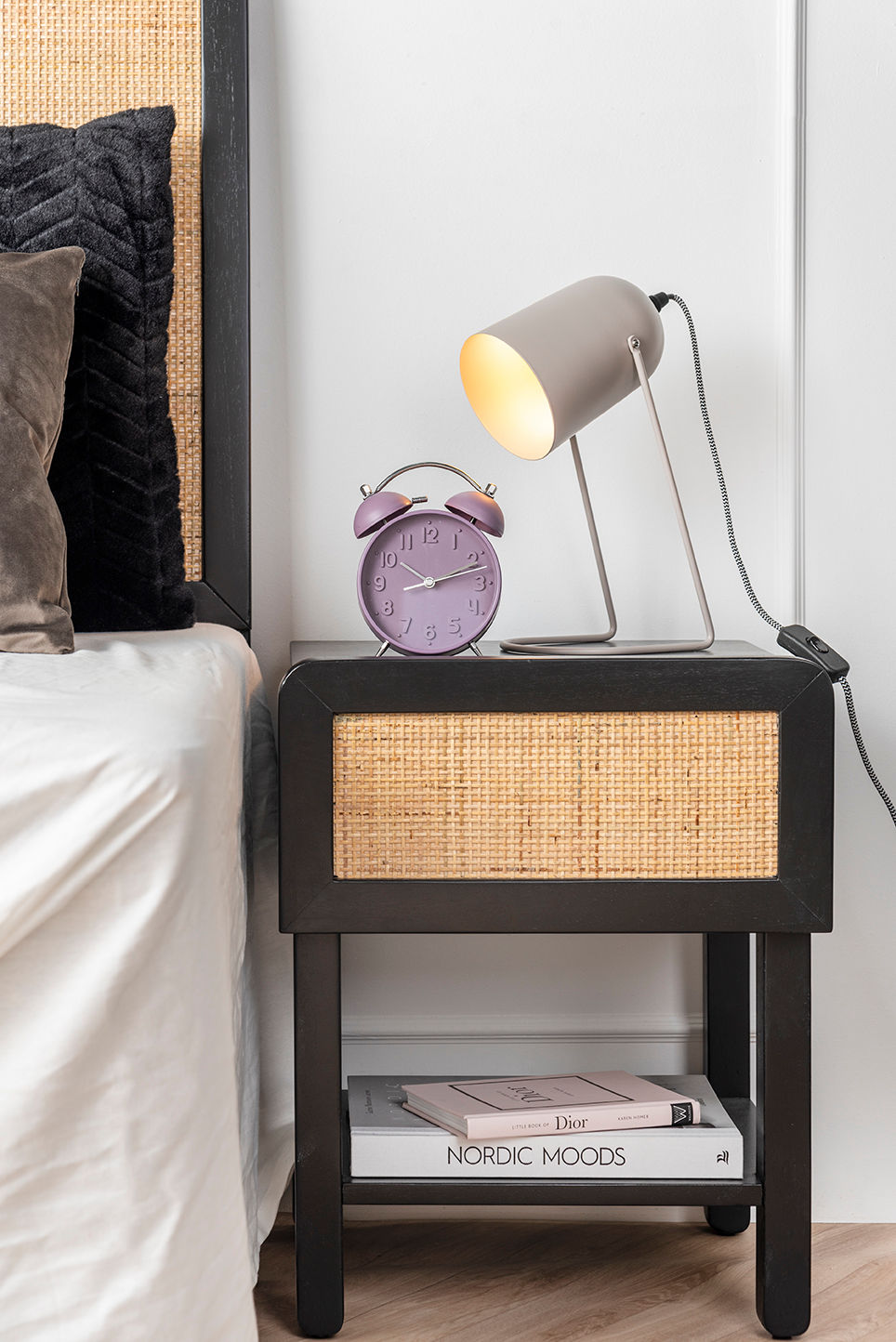 Leitmotiv Bordlampe Enchant jern mat varm grå