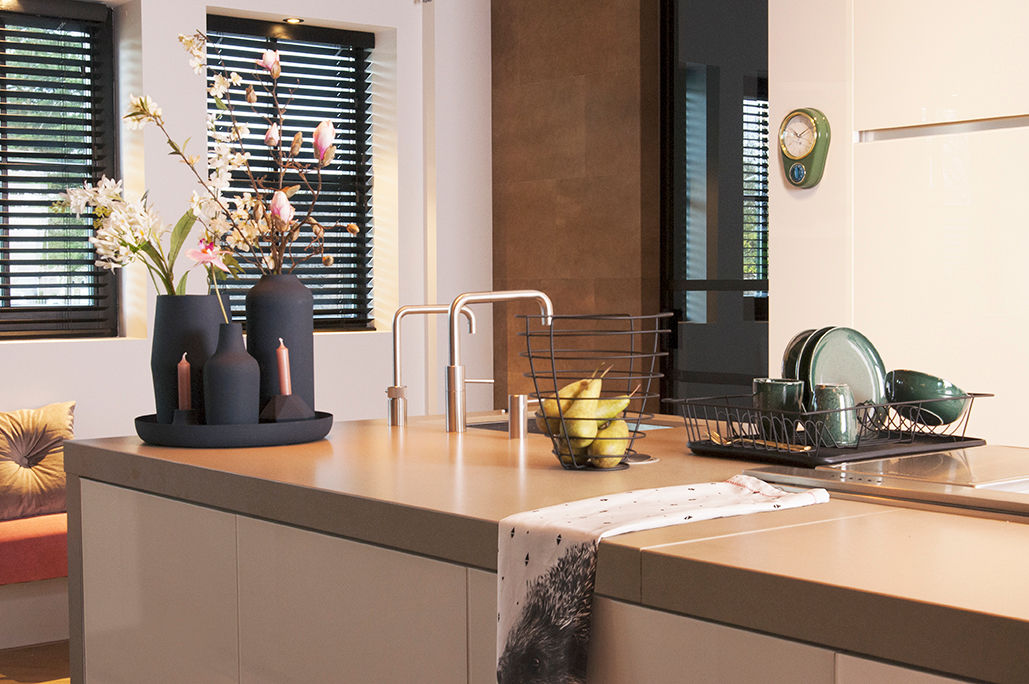 nutid Opvaskestativ Linea sort m. matsort bakke