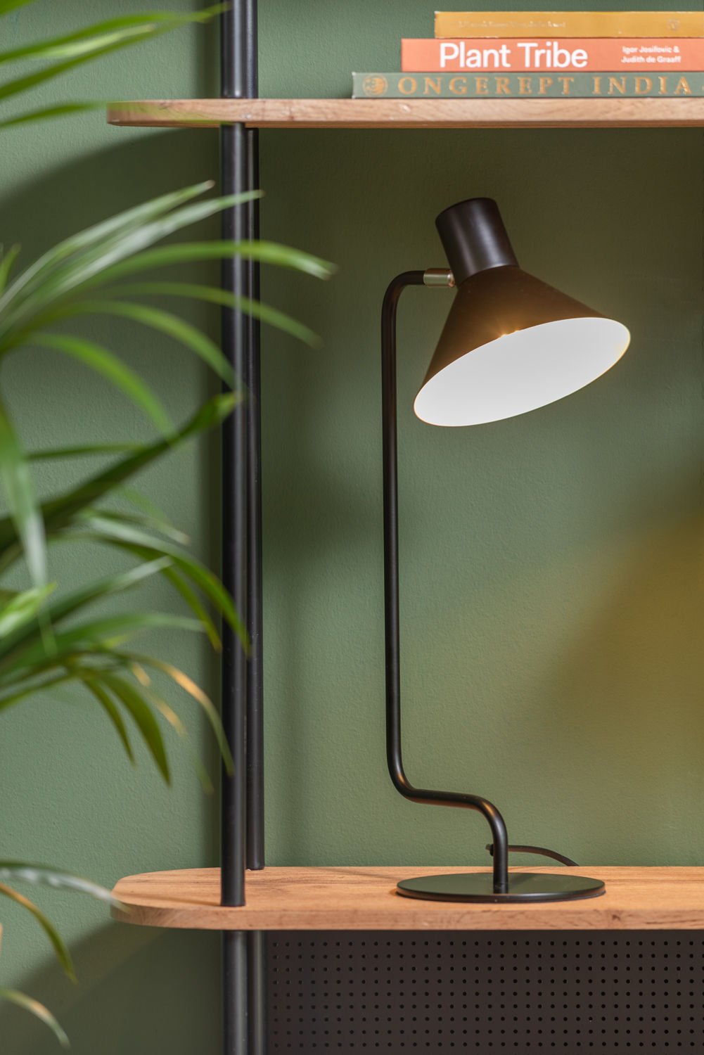 Leitmotiv Bordlampe Office Buet metal sort