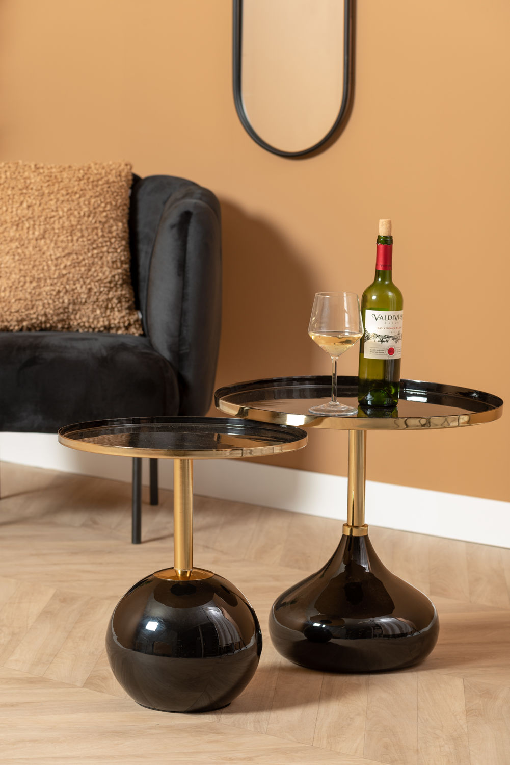 Leitmotiv Sidebord Mila jernemalje sort