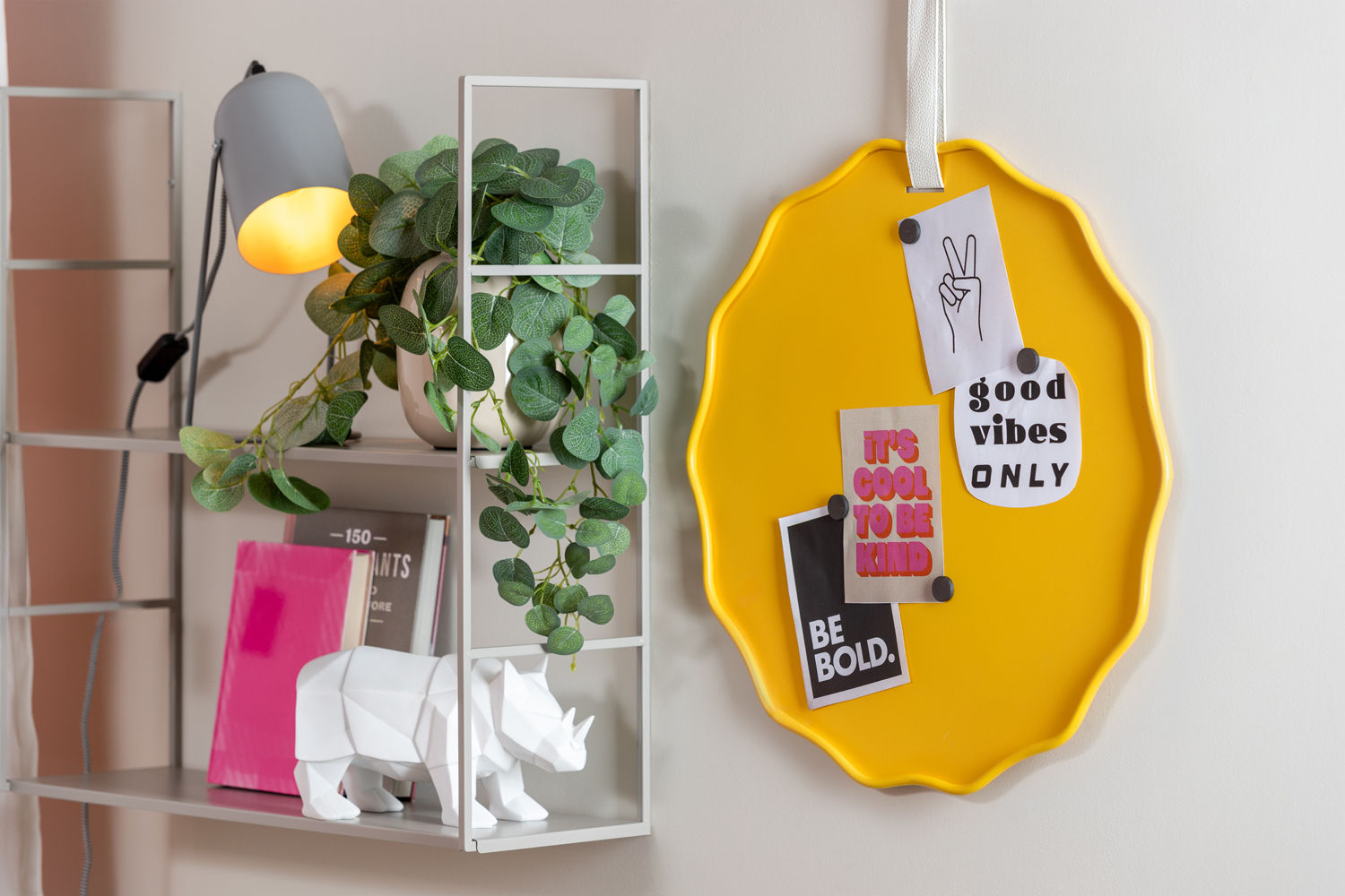 nutid Memo board Funky Wave lys gul