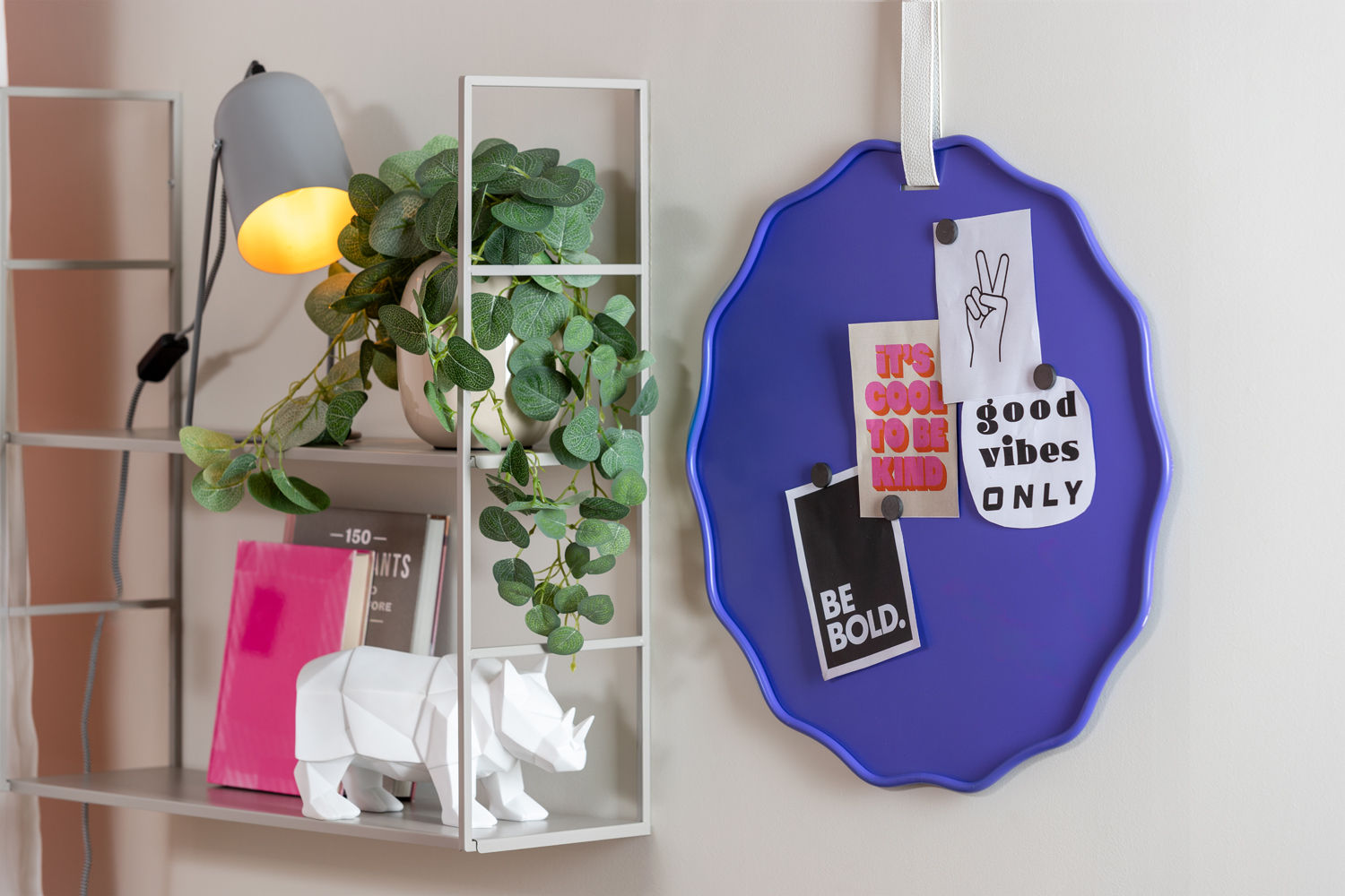 nutid Memo board Funky Wave lys lilla