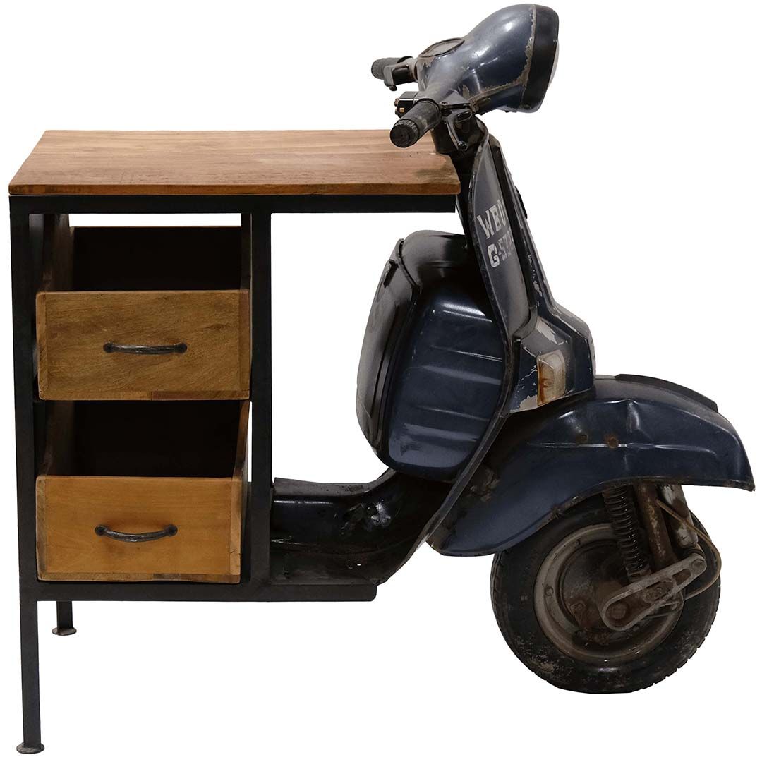 Trademark Living Yuri disk af scooterfront