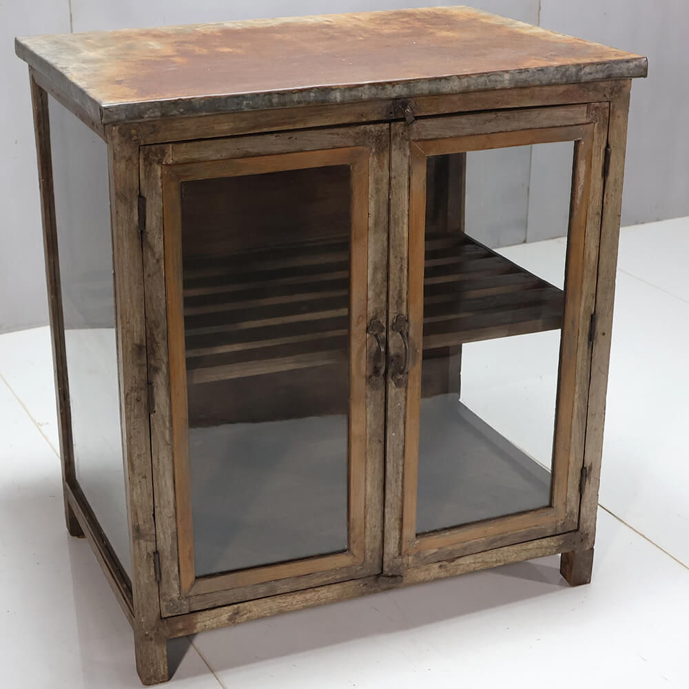 Trademark Living Vitrineskab med rå jerntop