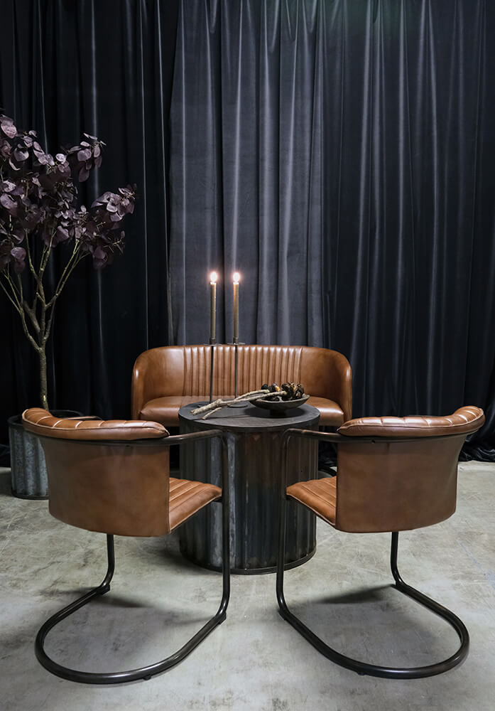 Trademark Living Harlem spisebordsstol med quiltet læder
