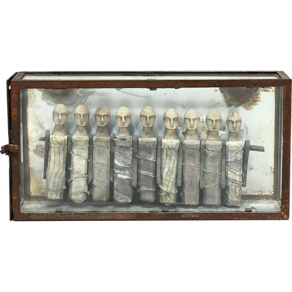 Trademark Living Glasmontre med dukker