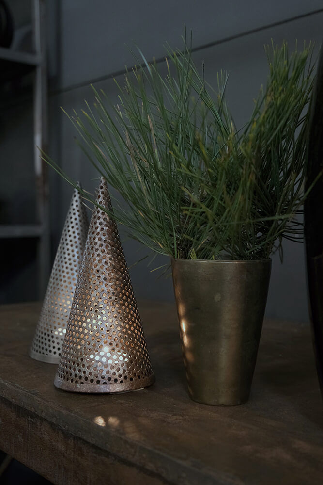 Trademark Living Juletræ perforeret jern - small