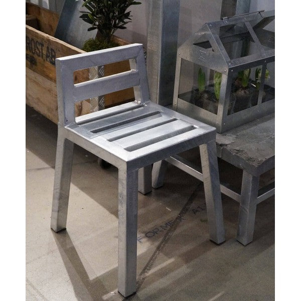 Galvaniseret Taburet m Ryglæn L44xB44xH64 cm
