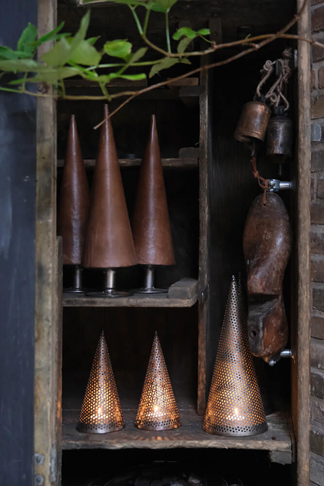 Trademark Living Juletræ perforeret jern - small