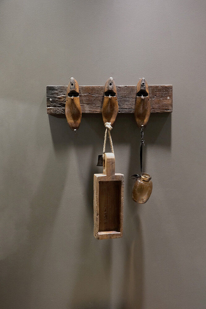 Trademark Living Shoe knagerække med 3 skolæste