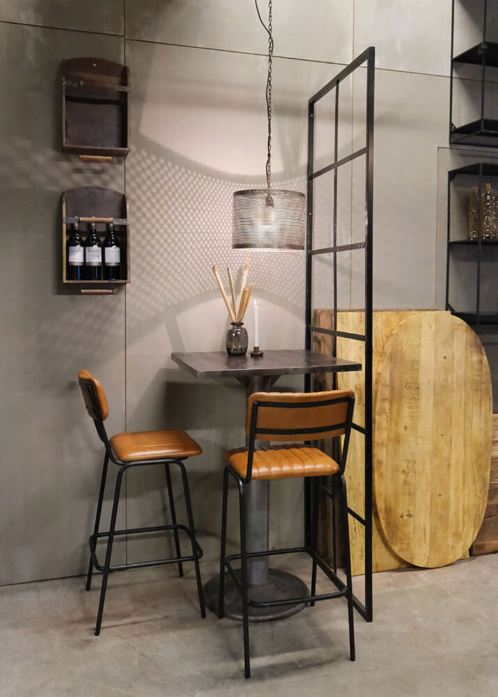 Trademark Living New York skillevæg - høj