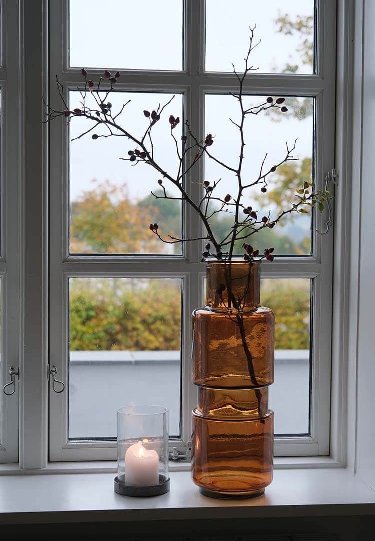 Trademark Living Clooney glasvase - mørk rav