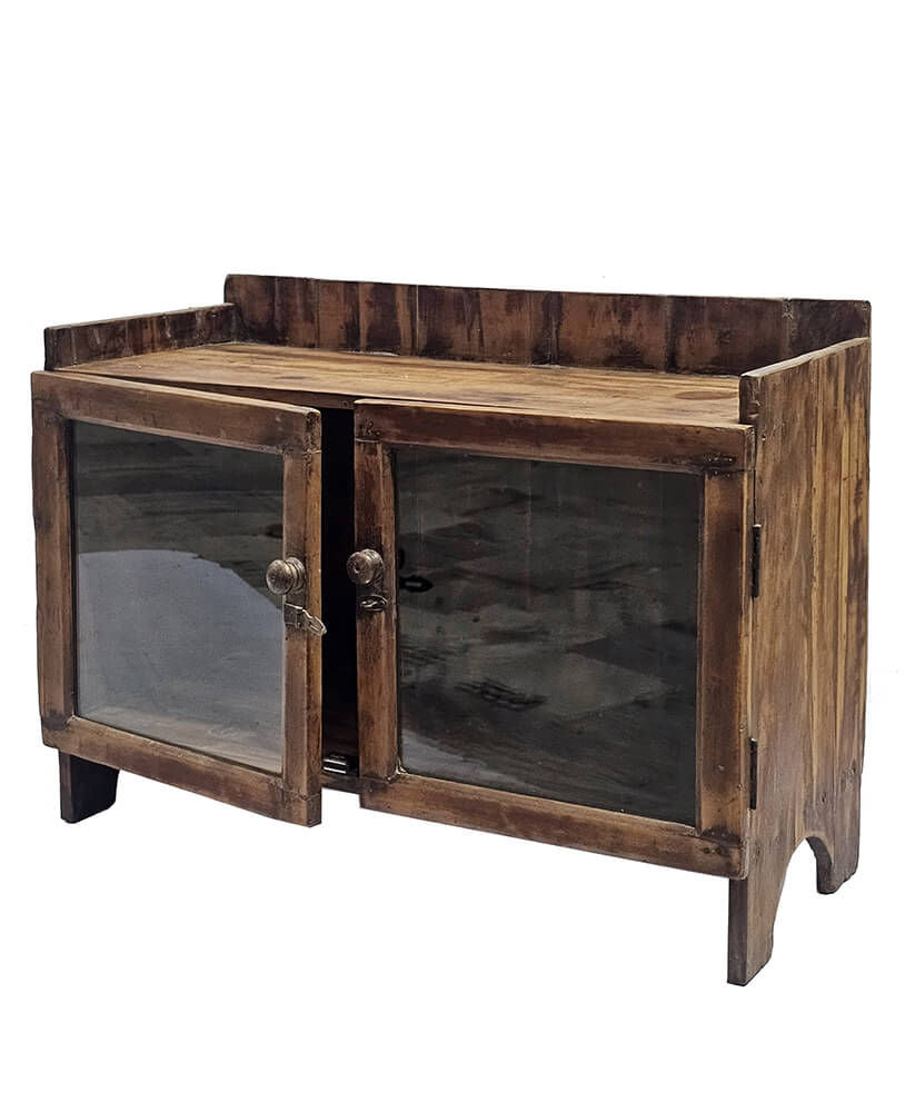 Trademark Living Fin lille skænk med to låger