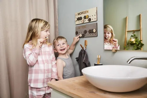 Pernille Piktogram ADD ON - Aften - Birk tavle - khaki, birk, grøn og blå brikker