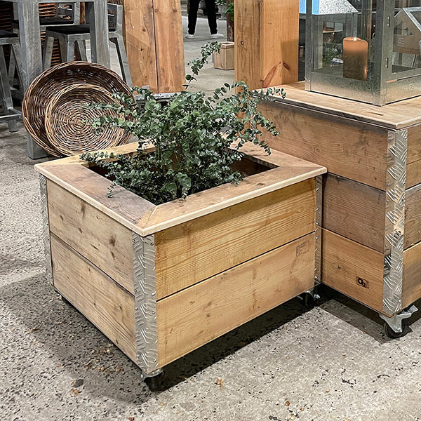 Kasse Mega Quadro 2 Lag m/hjul (smal topramme)