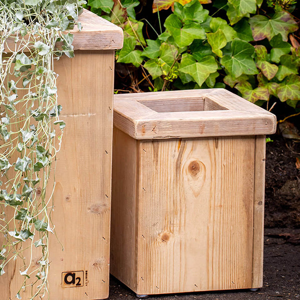 Plantesøjle i træ 25 cm