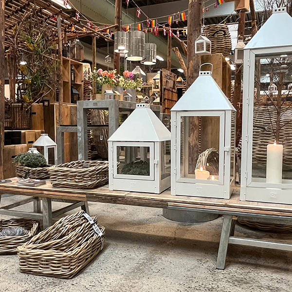 Genbrugstræ Bænk 200x50 cm m/galv ben