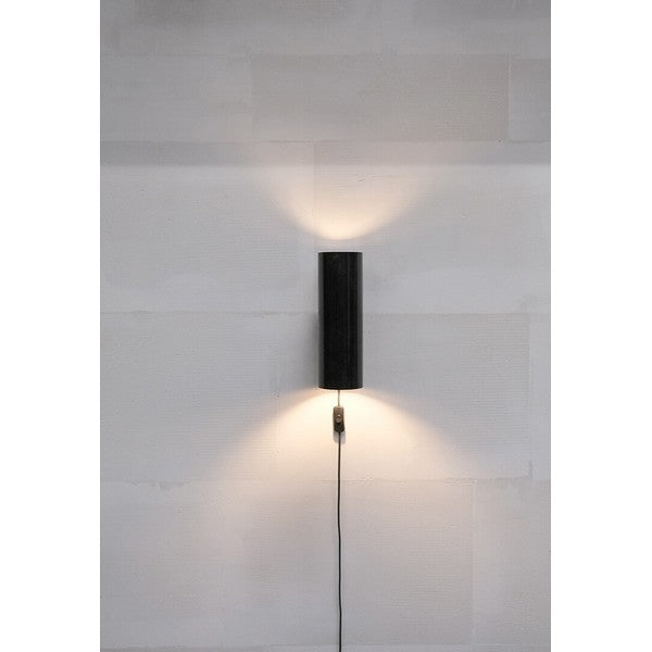 Jonah cylinderformet væglampe - mørkeblå marmoreret 10x30x18 cm