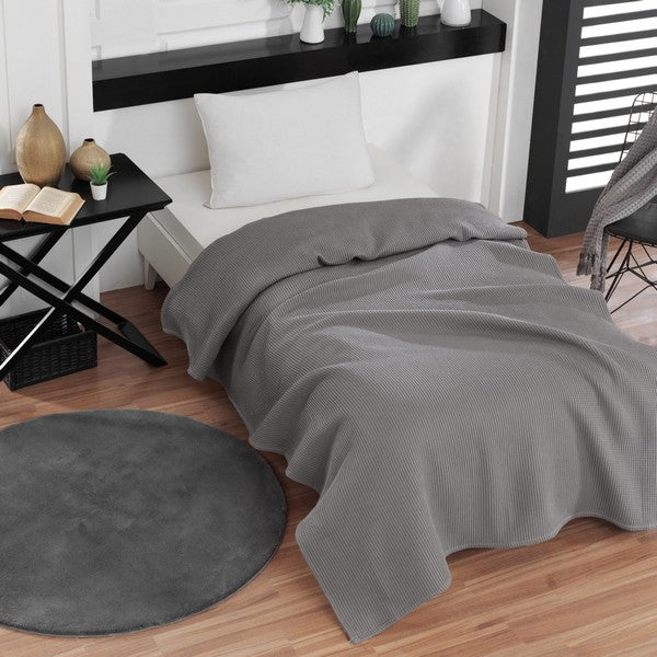 By Skagen sengetæppe Waffle 140 x 220 cm grå