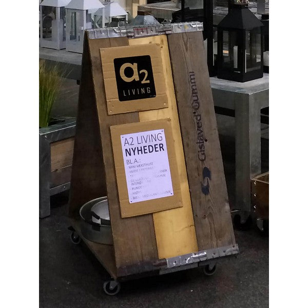 Street Menu Skilt m Hjul (H: 115) B80xH115xD57 cm