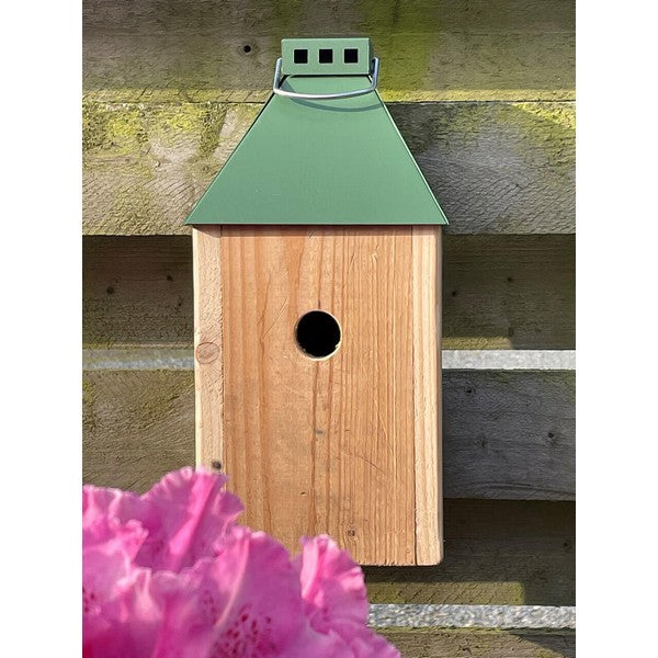 Olivengrøn Mini Birdy Sleep Wall Fuglehus (genb træ) L17xB17xH36,5 cm