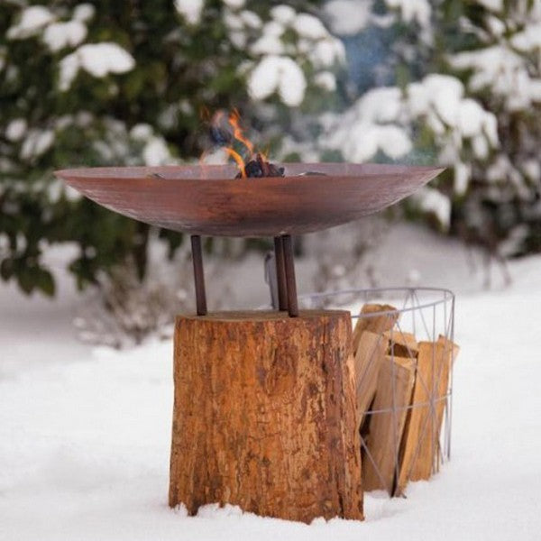 Corten stål fire pit bålfad på træstub Ø60