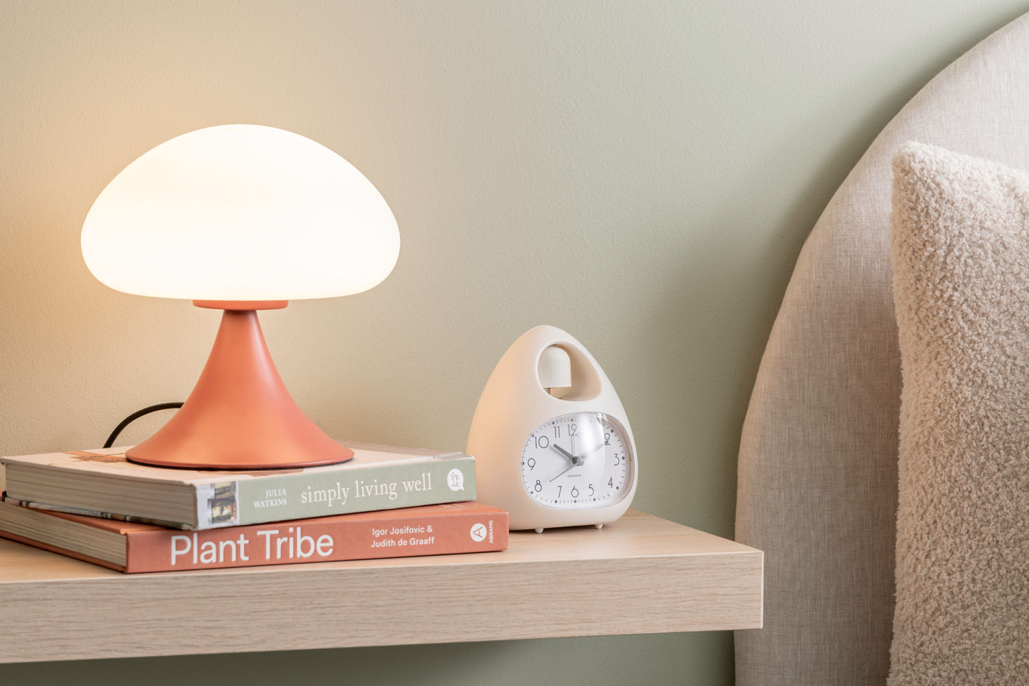Leitmotiv Table lamp Hongo iron red ochre