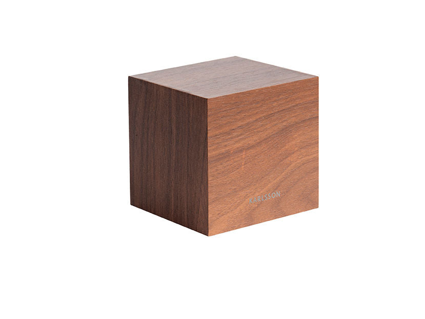 Karlsson Vækkeur Mini Cube mørk træfiner, hvid LED