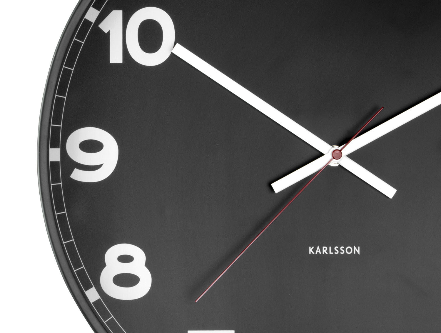 Karlsson Vægur New Classic medium sort