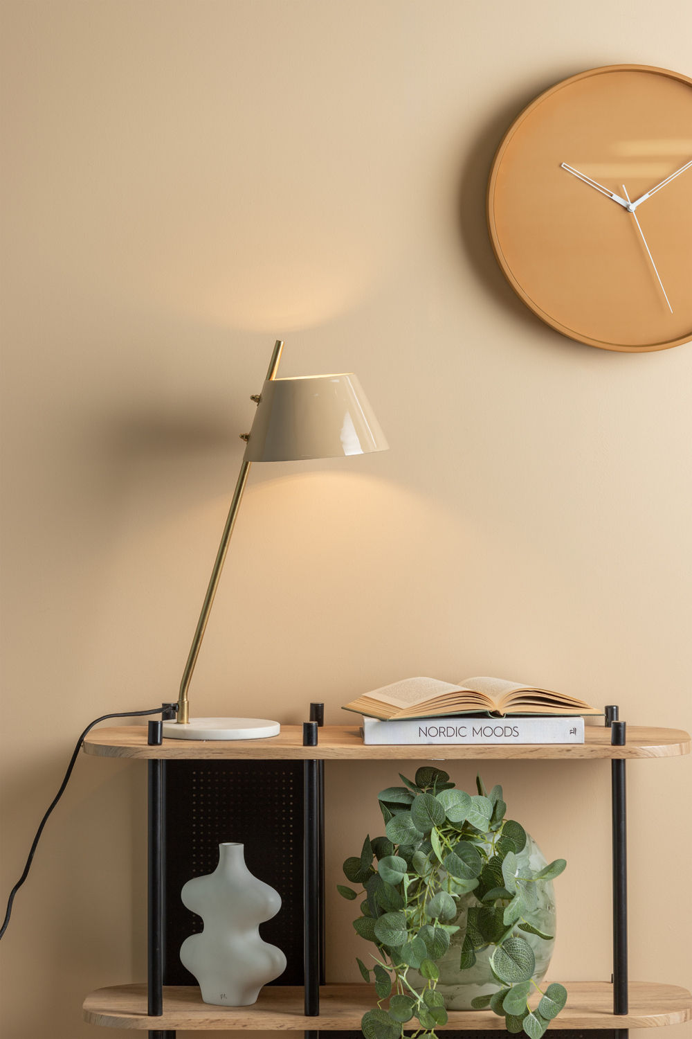 Leitmotiv Bordlampe Savvy emalje blød brun