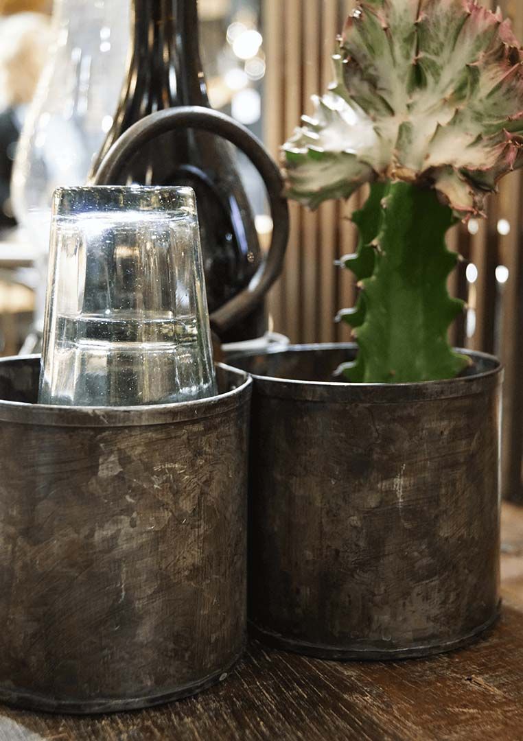 Trademark Living Kayser beholder med 3 rum