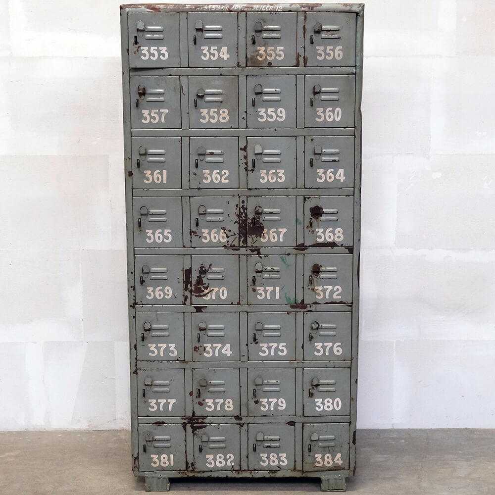 Trademark Living Lockerskab med 32 rum