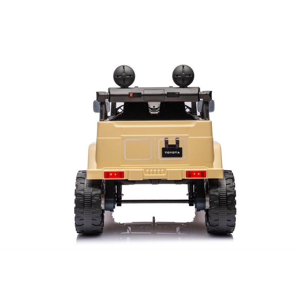 Toyota FJ Cruiser 4x12V khaki