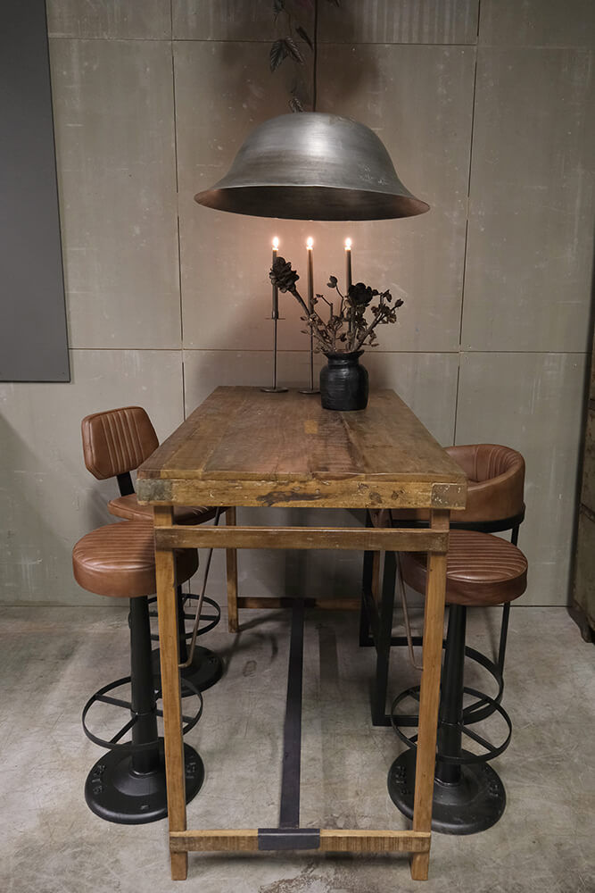 Trademark Living Calcutta barbord i træ - L