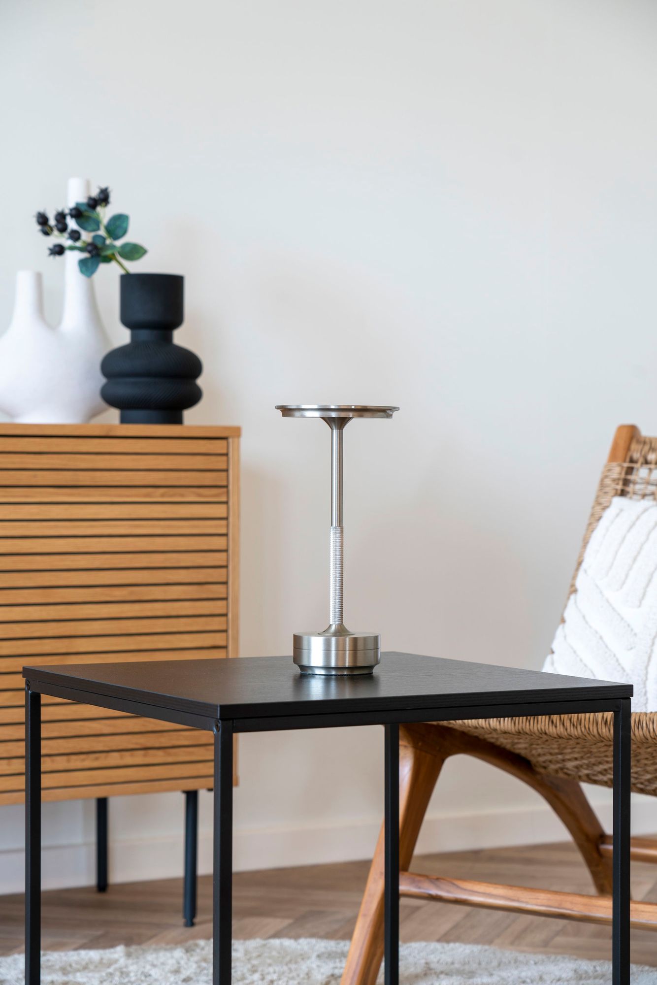 House Nordic Lyneham LED Bordlampe