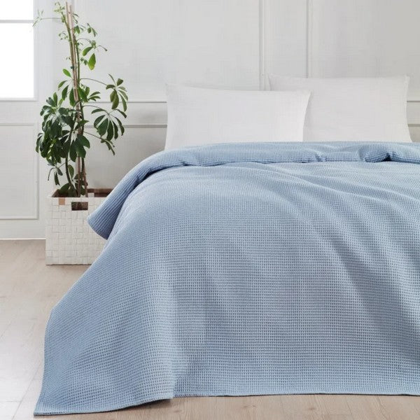 By Skagen sengetæppe Waffle 220 x 220 cm blå