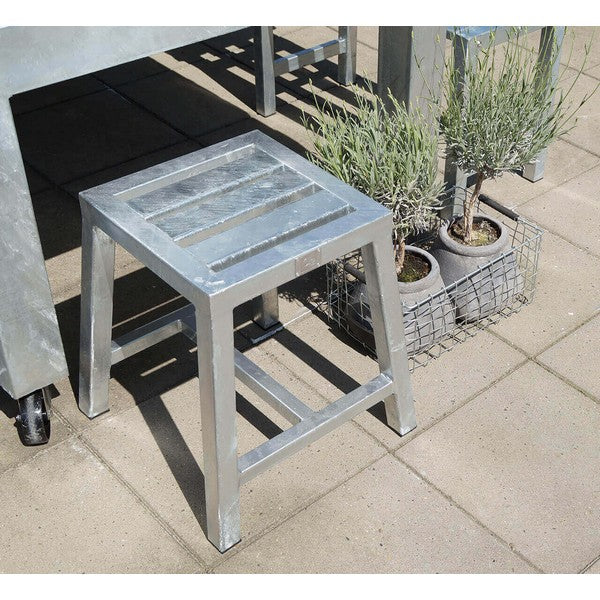 Galvaniseret Square Loungebord (sæt m/2 taburetter) L44xB44xH46 cm