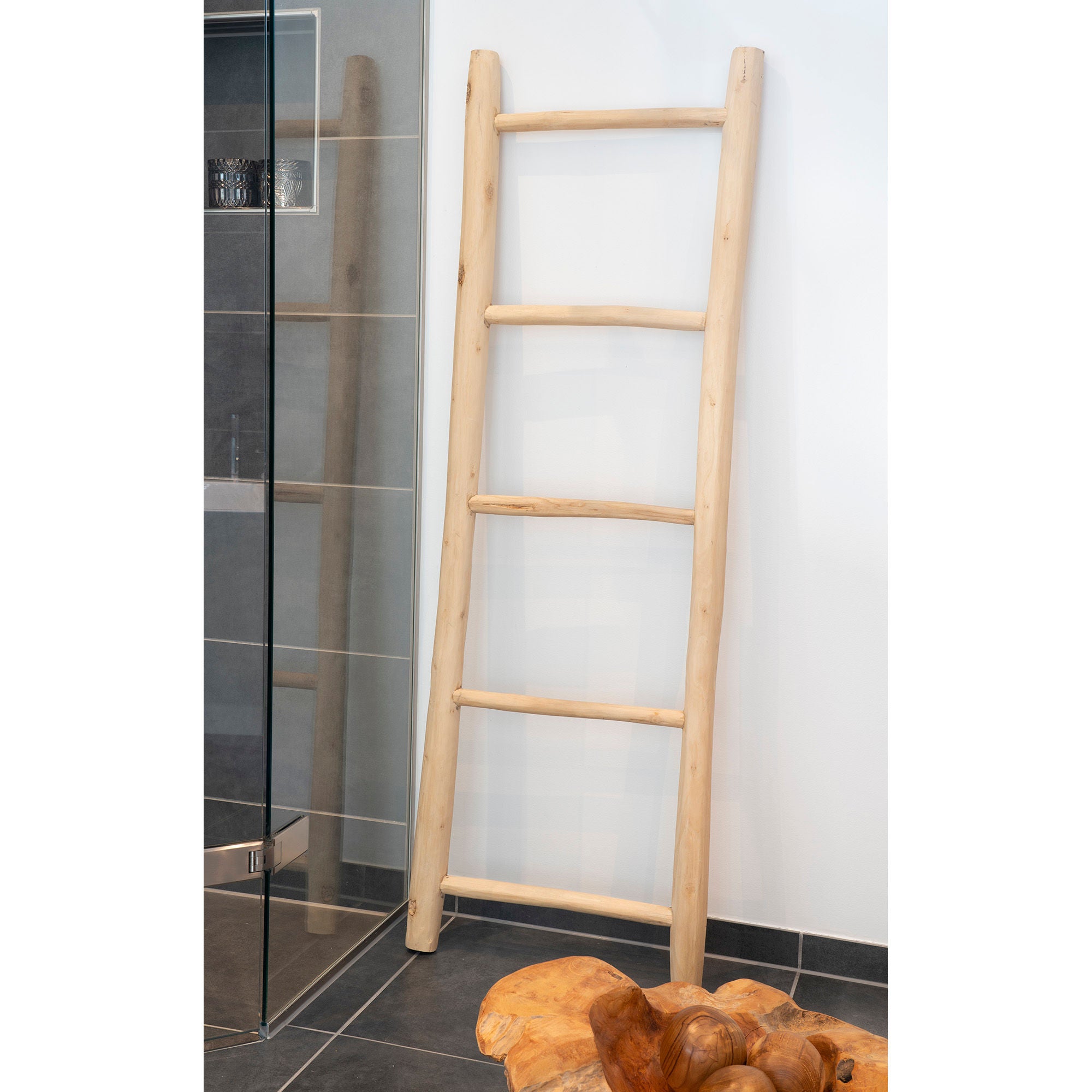 House Nordic Teak Stige